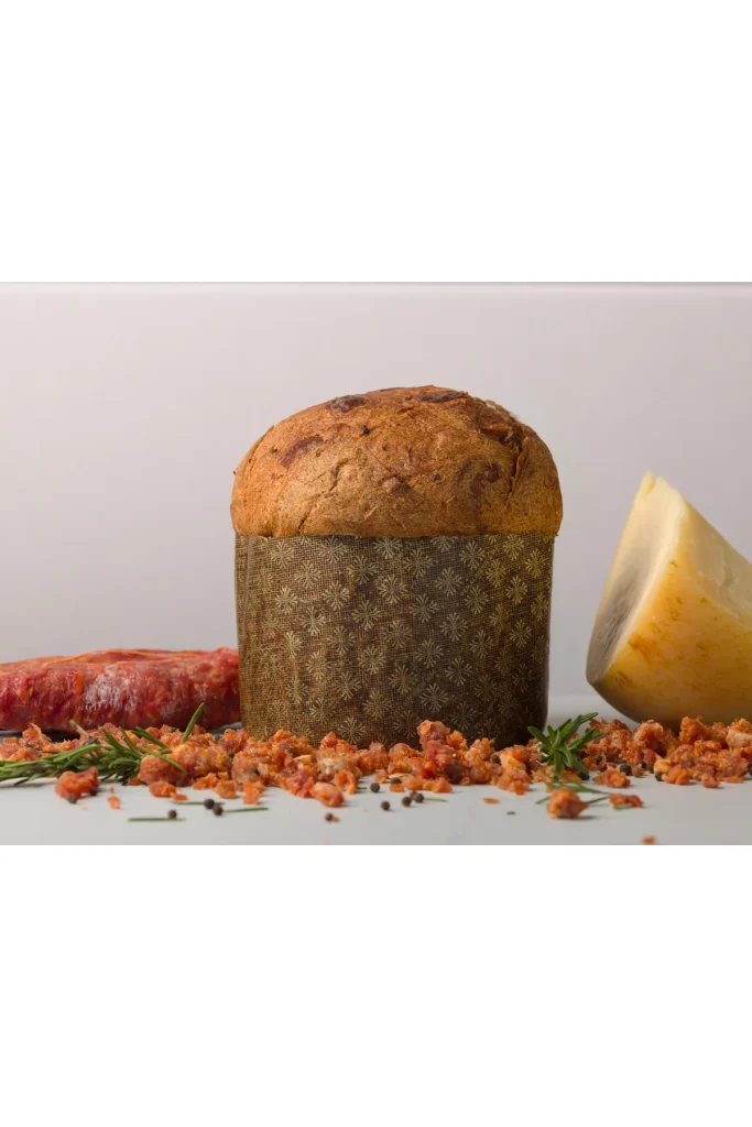 Mamà savoury panettone with spicy salami and cheese